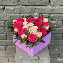 Цветочная композиция из Розы в коробке #REPLACE_PRED# Петровске