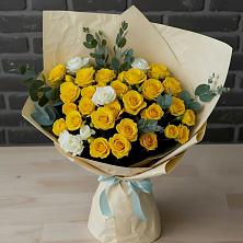 Букет цветов из:  Розы в Петровске