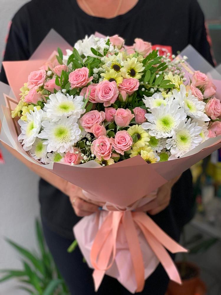 Букет цветов из: Розы и Хризантемы в Петровске