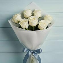 Букет 7 Белых роз Эдлесс Лав в Петровске