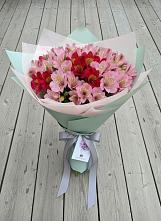 Букет цветов из:  Альстромерии #REPLACE_PRED# Петровске