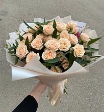 Букет Кремовые розы Латте в Петровске
