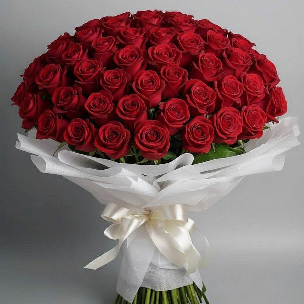 Букет 101 Красная роза Блэк Мэджик в Петровске