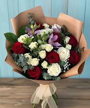Букет цветов из:  Розы и Альстромерии в Петровске