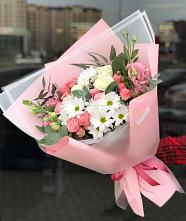Букет цветов из:  Розы, Лизиантусы и Хризантемы в Петровске
