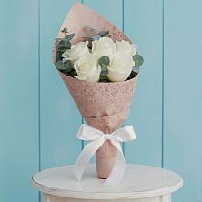 Букет цветов из:  Розы в Петровске